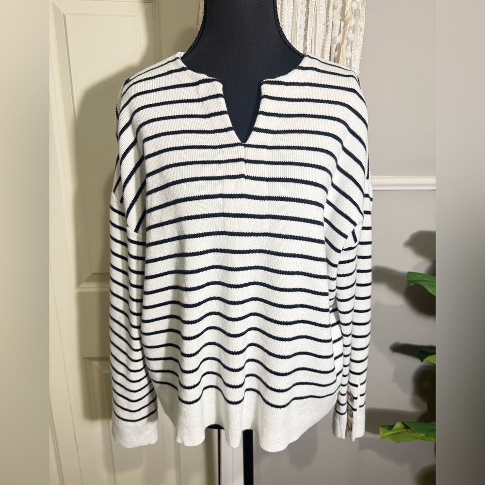 LOFT White and Navy Striped sweater wide sleeves size medium oversized